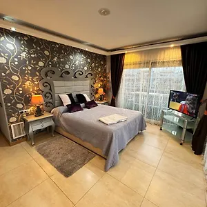  Apartamento Amposta