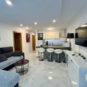  Apartamento Chez Chantal 3 Au Centre Touristique De Avec Garage